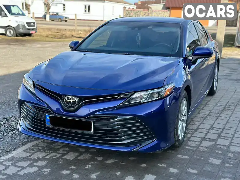 Седан Toyota Camry 2017 2.5 л. Автомат обл. Волынская, Ковель - Фото 1/21