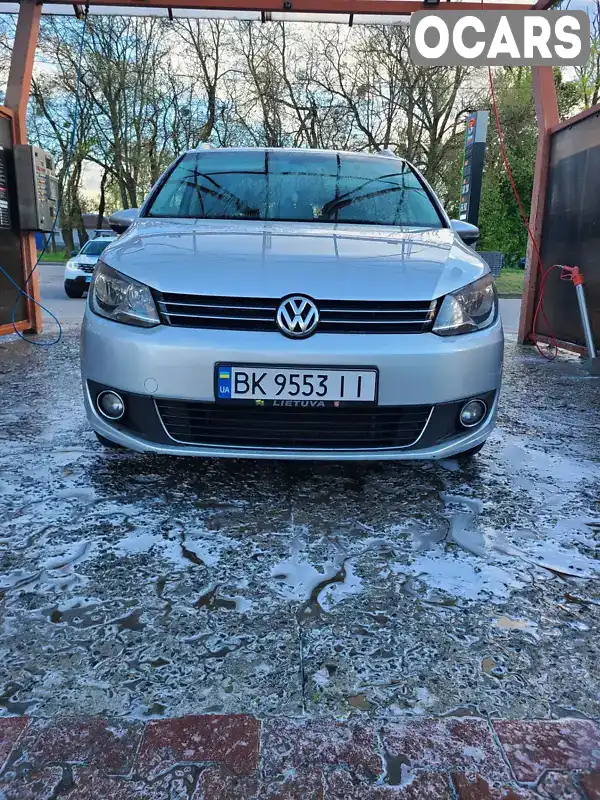 Мінівен Volkswagen Touran 2013 1.97 л. Автомат обл. Рівненська, Корець - Фото 1/21