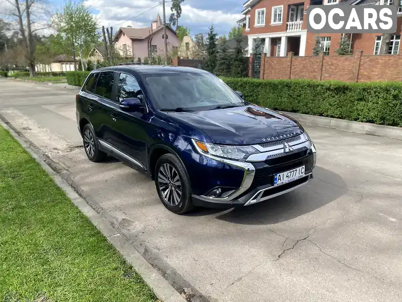 Внедорожник / Кроссовер Mitsubishi Outlander 2019 2.36 л. Автомат обл. Киевская, Киев - Фото 1/21