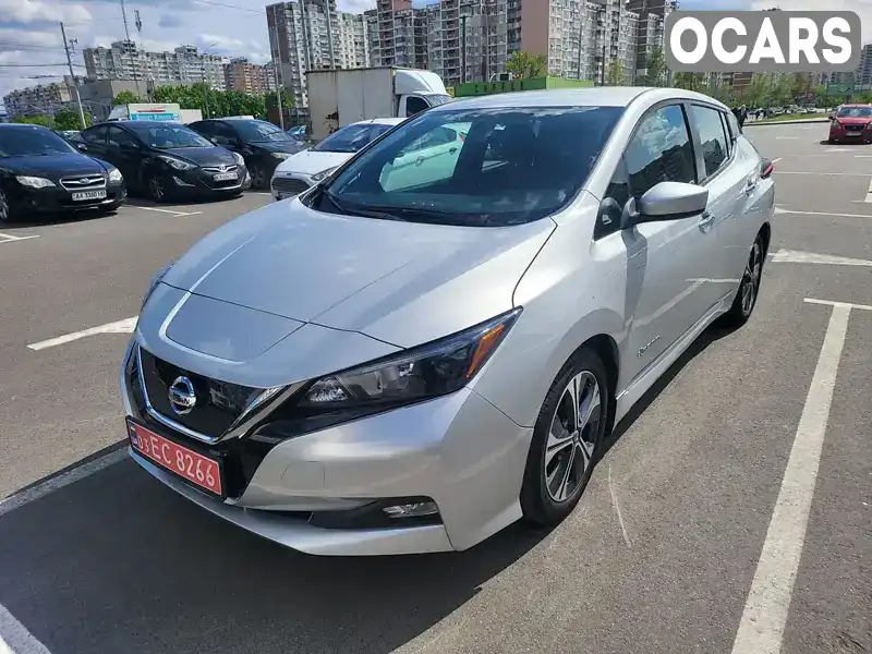 Хэтчбек Nissan Leaf 2018 null_content л. Автомат обл. Киевская, Киев - Фото 1/10