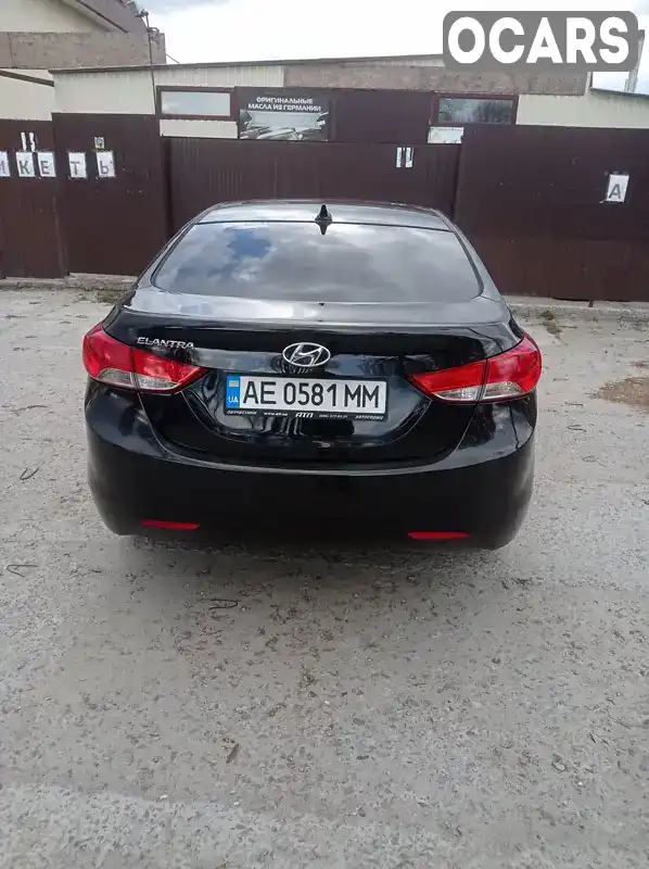 Седан Hyundai Elantra 2013 1.8 л. Ручная / Механика обл. Днепропетровская, Днепр (Днепропетровск) - Фото 1/9