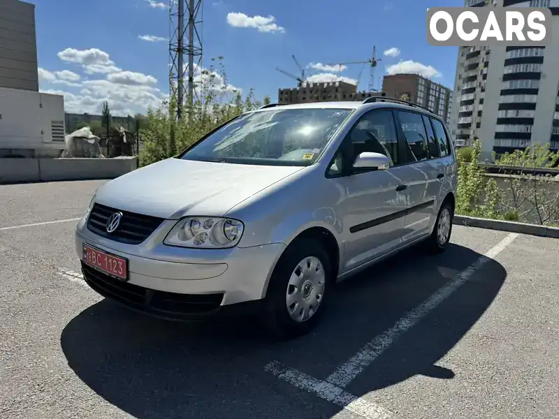 Минивэн Volkswagen Touran 2004 1.6 л. Ручная / Механика обл. Ровенская, Ровно - Фото 1/21