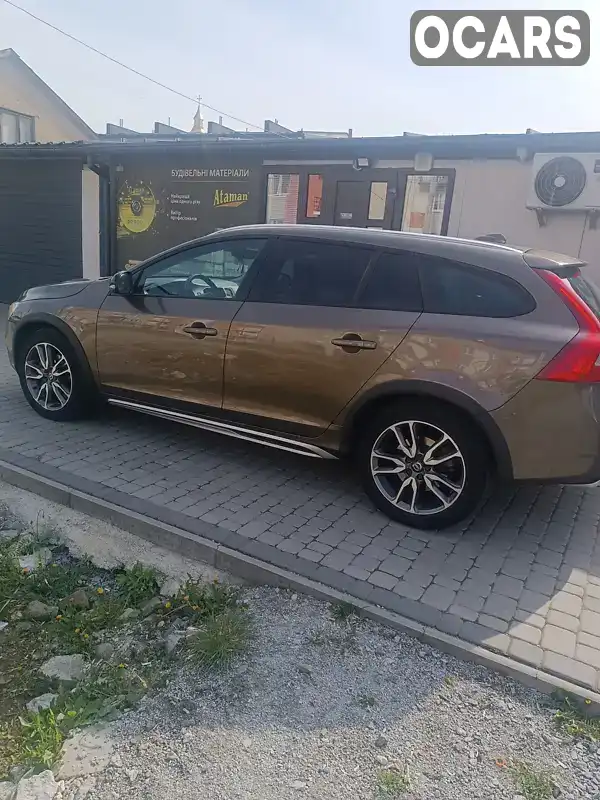 Универсал Volvo V60 2015 2.5 л. Автомат обл. Львовская, Львов - Фото 1/21