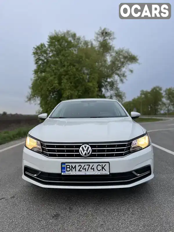 Седан Volkswagen Passat 2016 1.8 л. Автомат обл. Сумская, Ромны - Фото 1/18