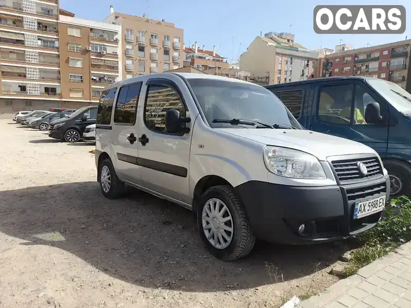 Мікровен Fiat Doblo Panorama 2010 1.37 л. обл. Чернівецька, Чернівці - Фото 1/8