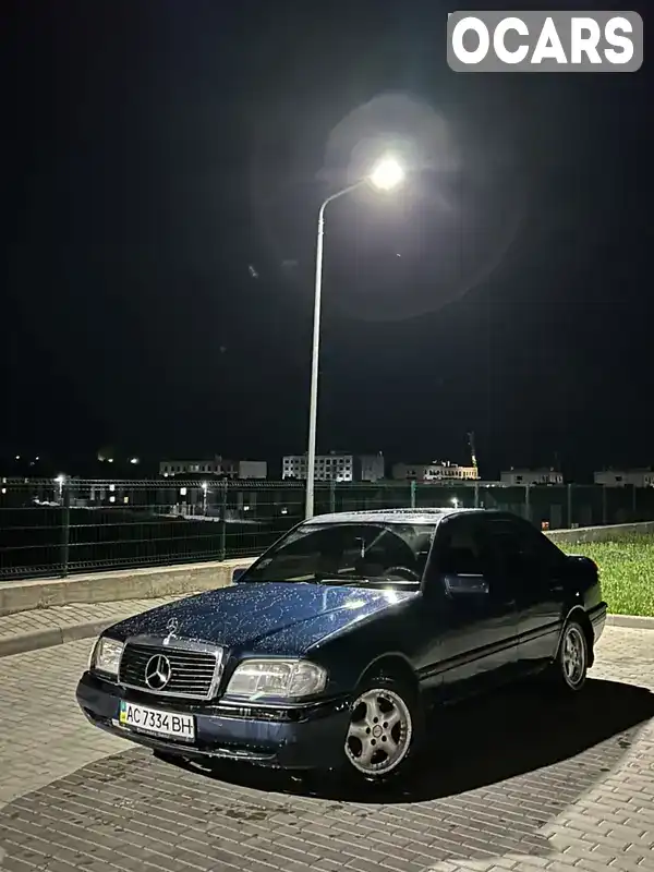 Седан Mercedes-Benz C-Class 1995 2 л. Ручная / Механика обл. Ровенская, Ровно - Фото 1/8