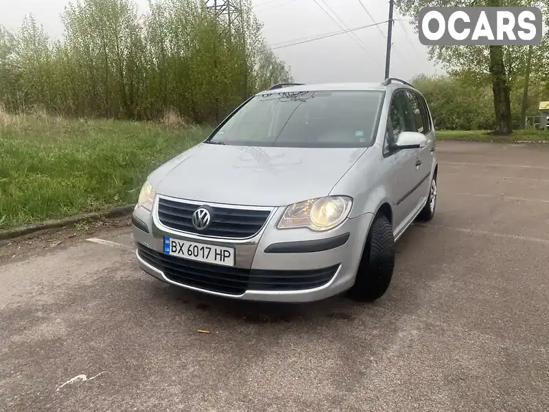 Мінівен Volkswagen Touran 2009 1.4 л. Ручна / Механіка обл. Київська, Вишгород - Фото 1/20