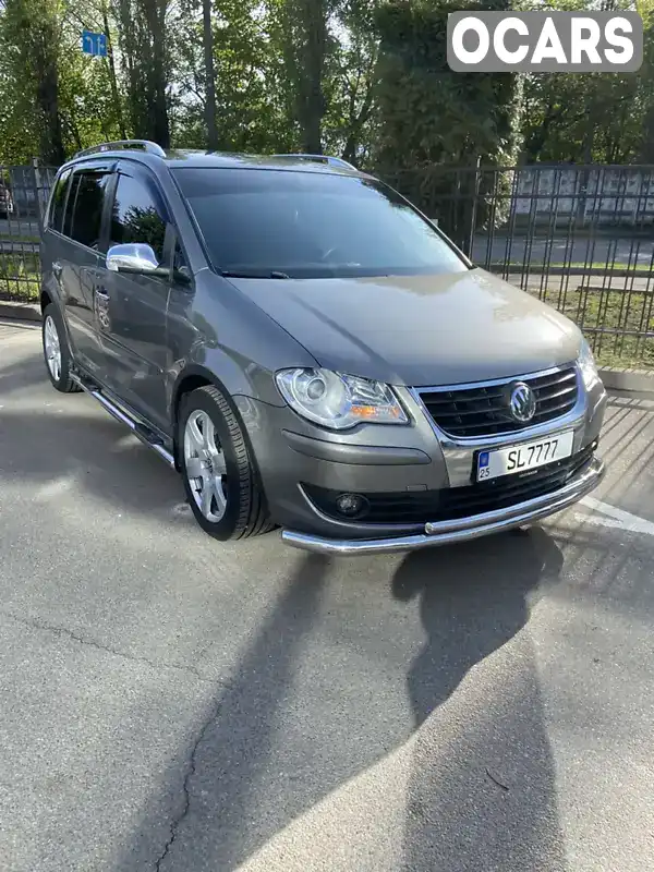 Мінівен Volkswagen Touran 2008 2 л. Автомат обл. Чернігівська, Чернігів - Фото 1/21