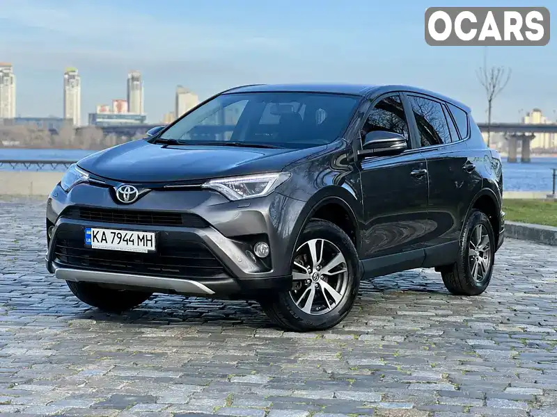 Позашляховик / Кросовер Toyota RAV4 2016 1.99 л. Автомат обл. Київська, Київ - Фото 1/21