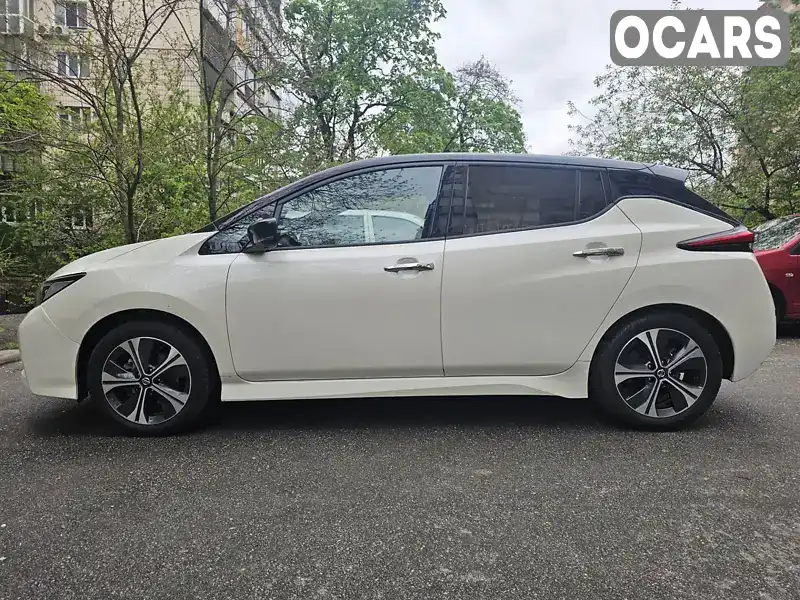 Хэтчбек Nissan Leaf 2021 null_content л. Автомат обл. Киевская, Киев - Фото 1/7