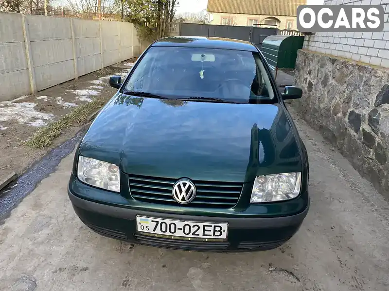 Седан Volkswagen Bora 2002 1.6 л. Ручная / Механика обл. Черниговская, Носовка - Фото 1/5