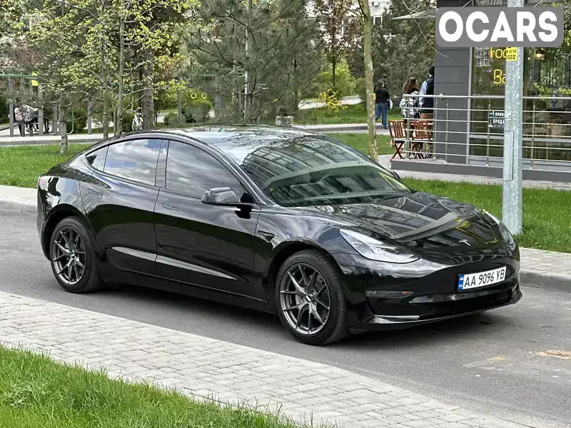 Седан Tesla Model 3 2021 null_content л. Автомат обл. Киевская, Киев - Фото 1/21