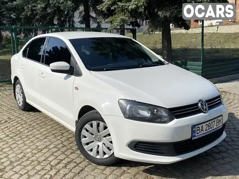 Седан Volkswagen Polo 2011 1.6 л. Автомат обл. Кіровоградська, Кропивницький (Кіровоград) - Фото 1/14