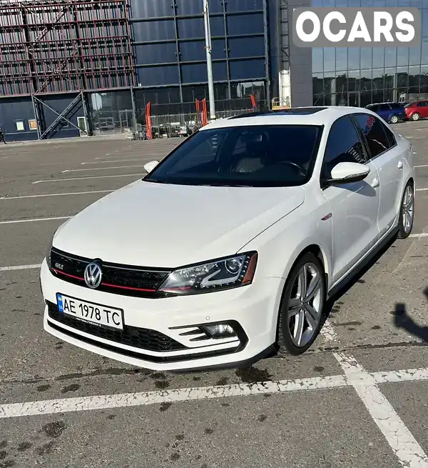 Седан Volkswagen Jetta 2016 1.98 л. Автомат обл. Киевская, Киев - Фото 1/21