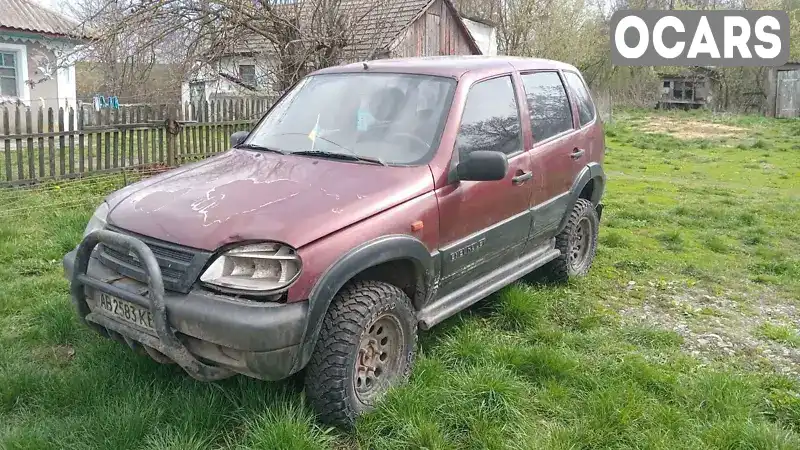 Внедорожник / Кроссовер Chevrolet Niva 2004 1.7 л. Ручная / Механика обл. Винницкая, Винница - Фото 1/6