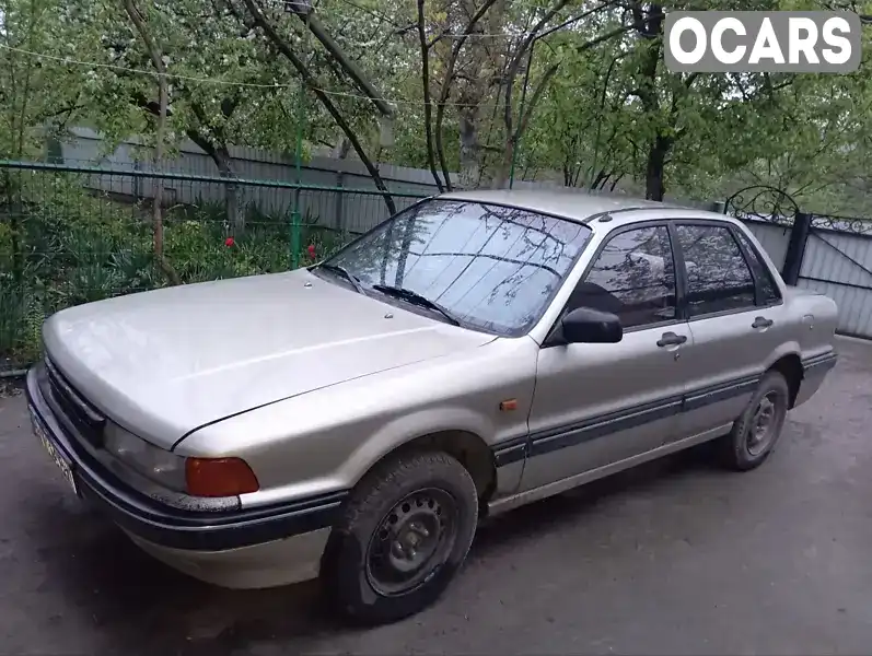 Седан Mitsubishi Galant 1988 1.76 л. Ручная / Механика обл. Хмельницкая, Каменец-Подольский - Фото 1/3