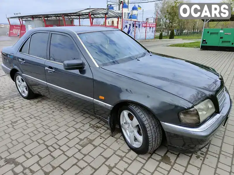 Седан Mercedes-Benz C-Class 1994 2 л. Ручная / Механика обл. Черновицкая, Черновцы - Фото 1/11