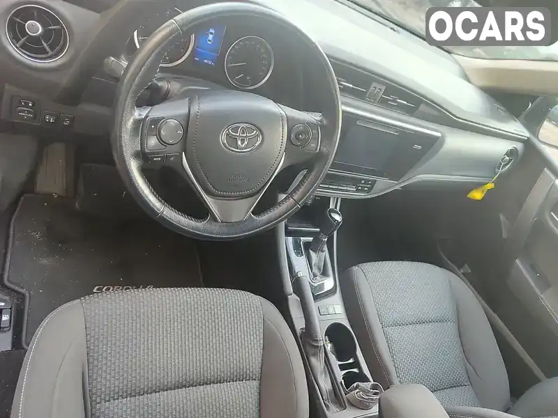 Седан Toyota Corolla 2016 1.6 л. Автомат обл. Киевская, Киев - Фото 1/12