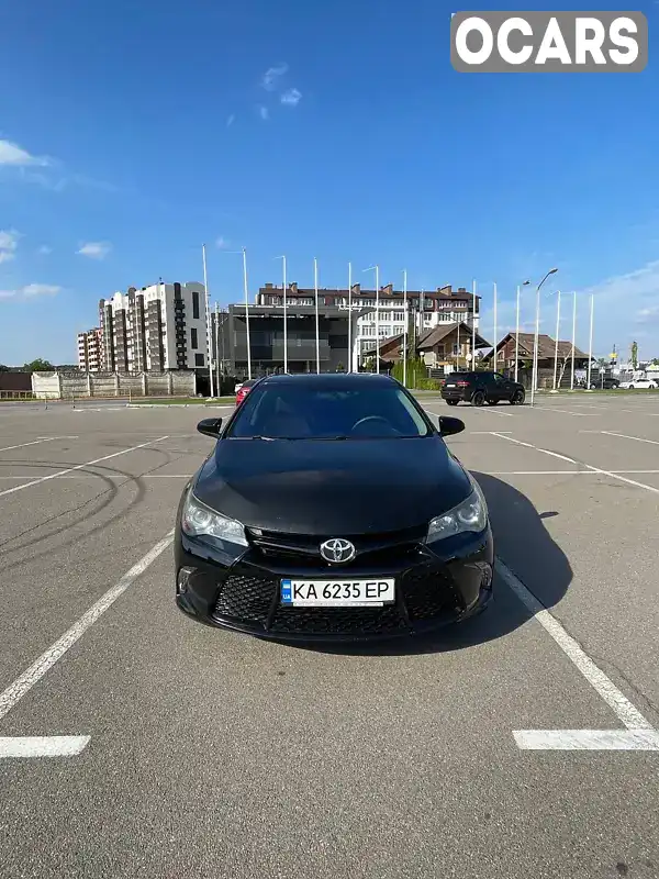 Седан Toyota Camry 2016 2.49 л. Автомат обл. Киевская, Киев - Фото 1/8