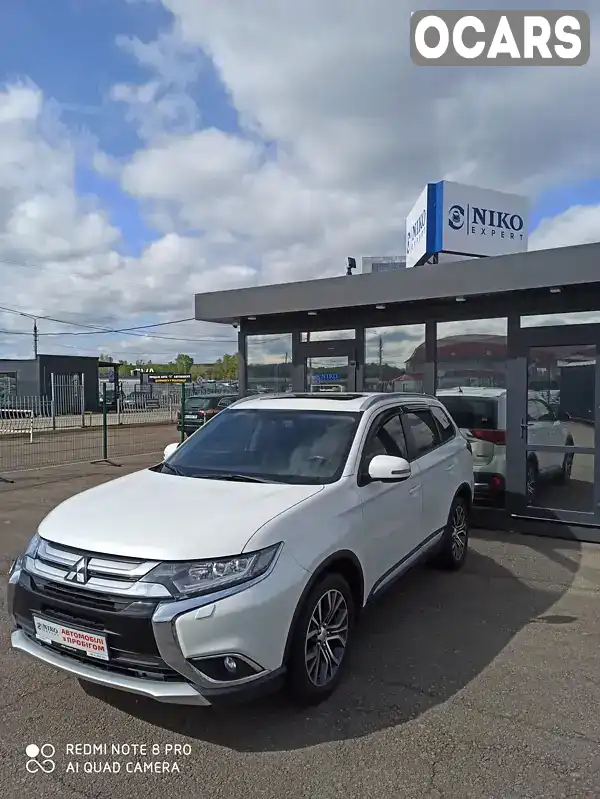 Позашляховик / Кросовер Mitsubishi Outlander 2015 2.36 л. Варіатор обл. Київська, Київ - Фото 1/14