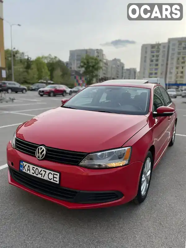 Седан Volkswagen Jetta 2013 1.8 л. Автомат обл. Київська, Київ - Фото 1/21