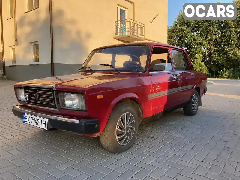 Седан ВАЗ / Lada 2107 2006 1.6 л. Ручна / Механіка обл. Рівненська, Дубно - Фото 1/6