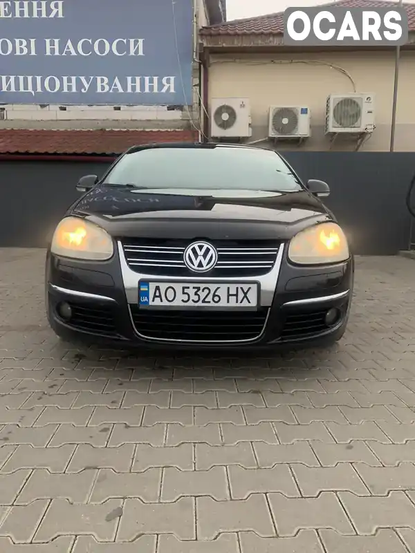 Седан Volkswagen Jetta 2007 2 л. Ручна / Механіка обл. Закарпатська, Мукачево - Фото 1/20