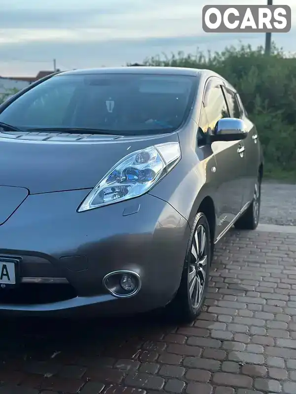 Хэтчбек Nissan Leaf 2015 null_content л. Вариатор обл. Закарпатская, Ужгород - Фото 1/14