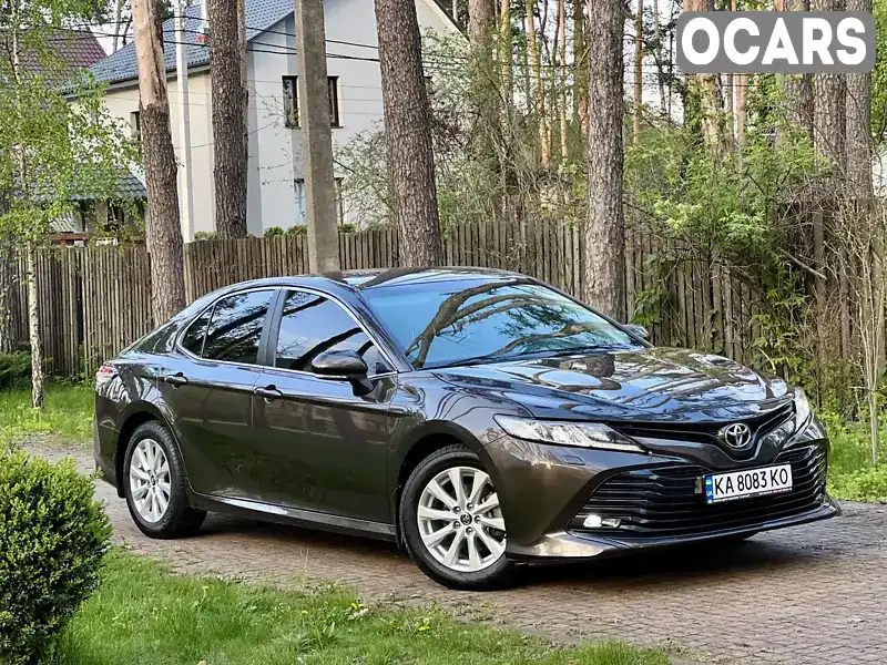 Седан Toyota Camry 2019 2.5 л. Автомат обл. Київська, Київ - Фото 1/21