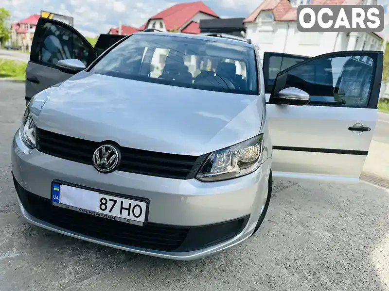 Мінівен Volkswagen Touran 2012 2 л. Автомат обл. Закарпатська, Тячів - Фото 1/21