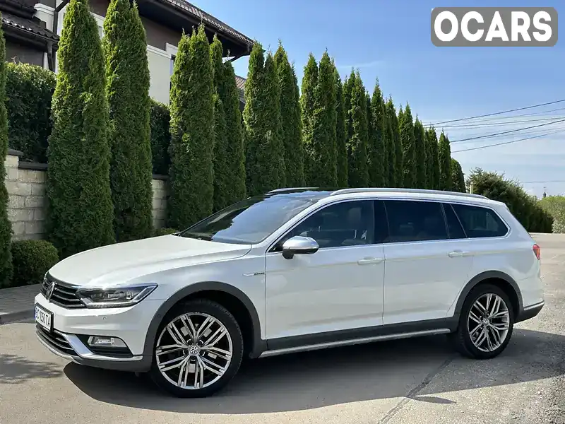 Универсал Volkswagen Passat Alltrack 2017 2 л. Автомат обл. Львовская, Львов - Фото 1/21