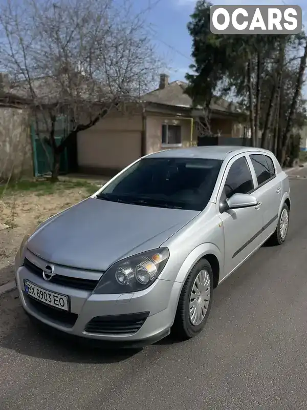 Хетчбек Opel Astra 2005 1.6 л. Ручна / Механіка обл. Миколаївська, Вознесенськ - Фото 1/18