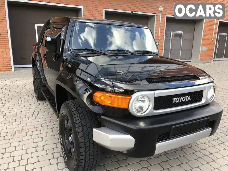 Внедорожник / Кроссовер Toyota FJ Cruiser 2010 4 л. Автомат обл. Киевская, Киев - Фото 1/21