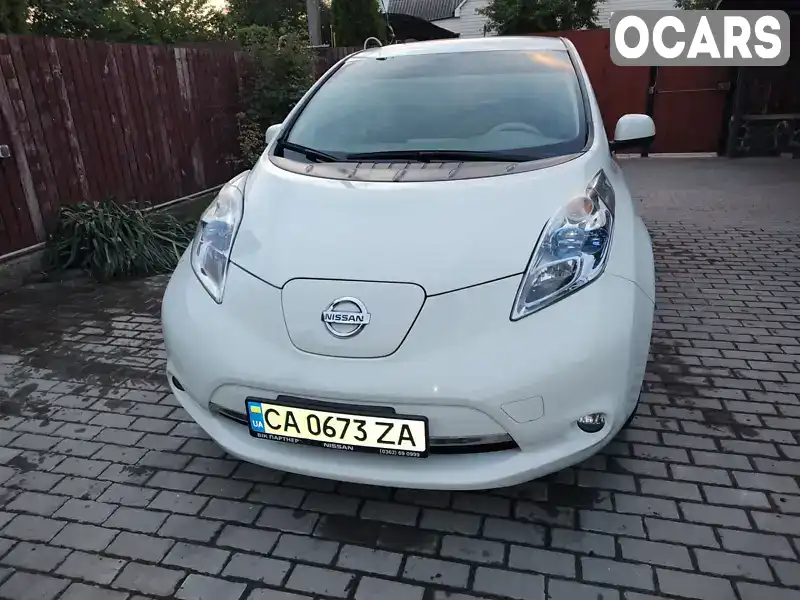 Хэтчбек Nissan Leaf 2012 null_content л. Вариатор обл. Черкасская, Черкассы - Фото 1/21