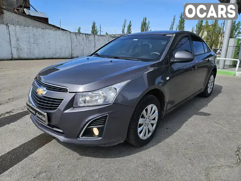 Седан Chevrolet Cruze 2014 1.6 л. Ручна / Механіка обл. Сумська, Шостка - Фото 1/17