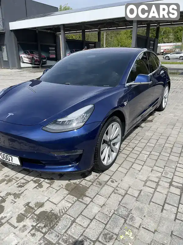 Седан Tesla Model 3 2018 null_content л. обл. Львівська, Львів - Фото 1/15