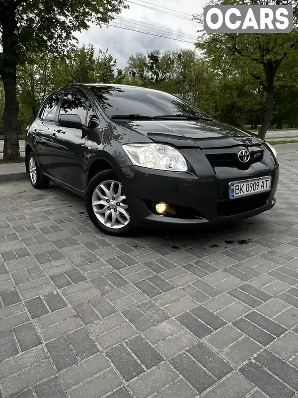 Хэтчбек Toyota Auris 2008 1.4 л. Ручная / Механика обл. Хмельницкая, Хмельницкий - Фото 1/21