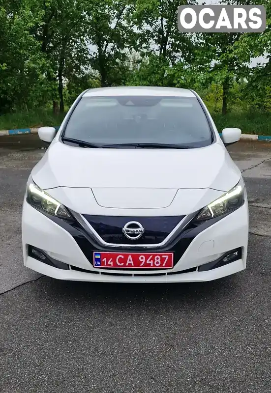 Хэтчбек Nissan Leaf 2018 null_content л. Автомат обл. Закарпатская, Берегово - Фото 1/21