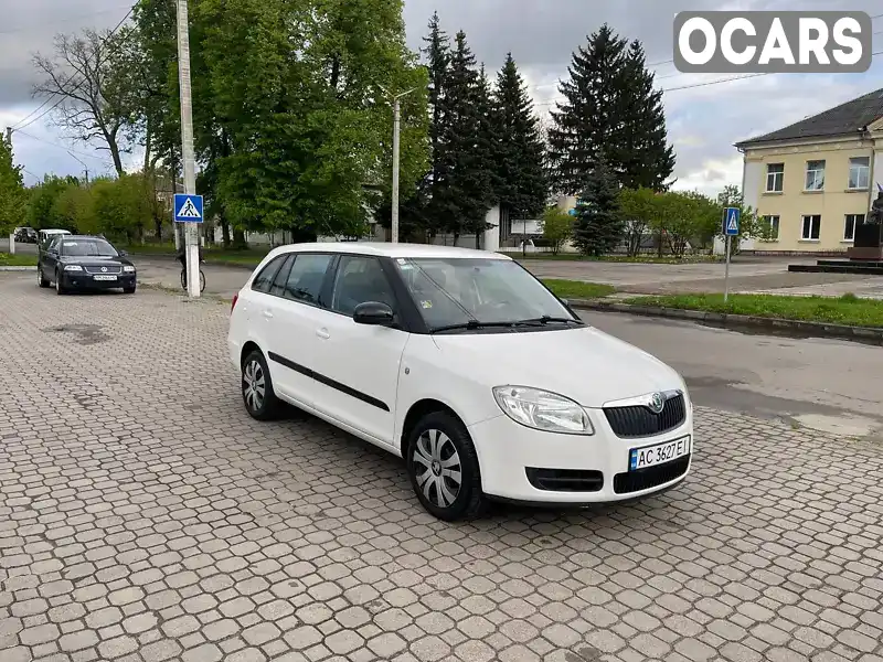 Универсал Skoda Fabia 2009 1.39 л. Ручная / Механика обл. Волынская, Киверцы - Фото 1/18