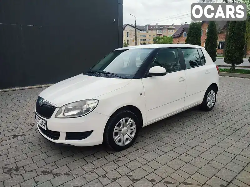 Хэтчбек Skoda Fabia 2010 1.6 л. Ручная / Механика обл. Ивано-Франковская, Галич - Фото 1/18