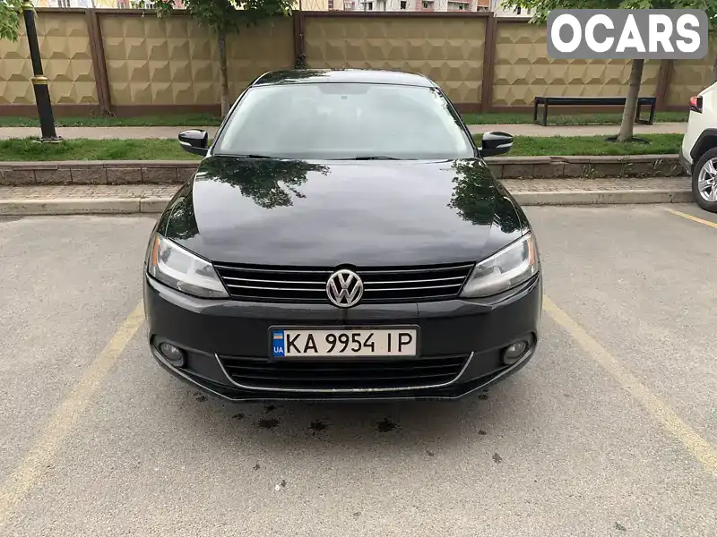 Седан Volkswagen Jetta 2012 2.48 л. Автомат обл. Киевская, Киев - Фото 1/15