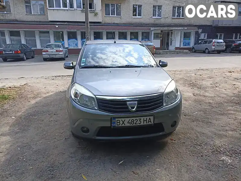 Хэтчбек Dacia Sandero 2009 1.39 л. Ручная / Механика обл. Хмельницкая, Хмельницкий - Фото 1/21