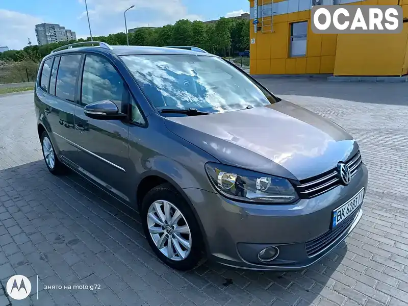 Минивэн Volkswagen Touran 2011 1.6 л. Ручная / Механика обл. Ровенская, Ровно - Фото 1/21