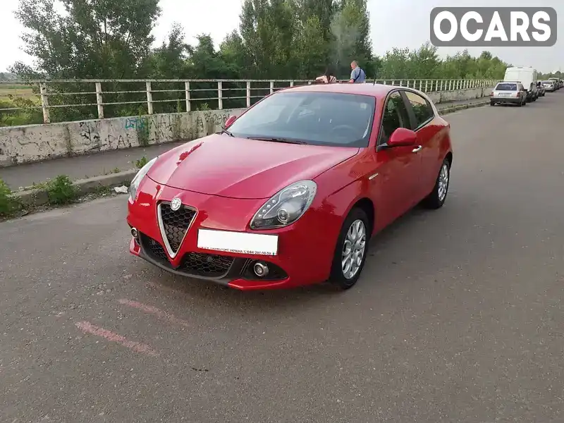 Хэтчбек Alfa Romeo Giulietta 2018 1.4 л. Автомат обл. Киевская, Киев - Фото 1/21