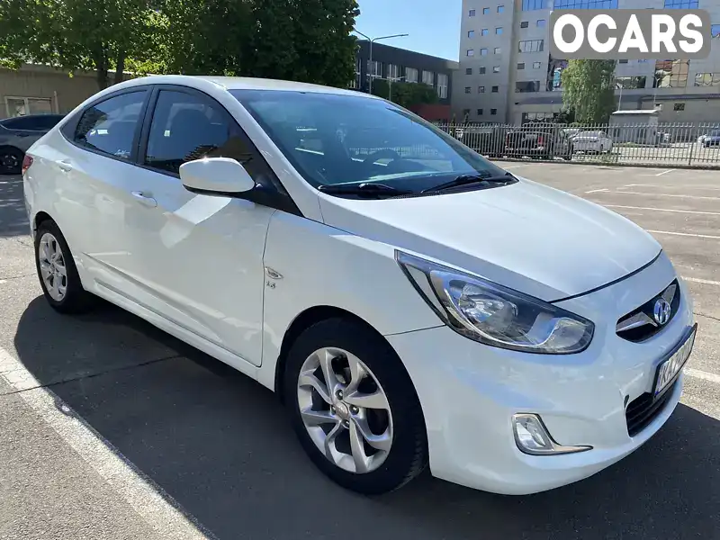 Седан Hyundai Accent 2011 1.6 л. Автомат обл. Киевская, Киев - Фото 1/21