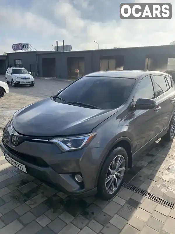 Внедорожник / Кроссовер Toyota RAV4 2018 2.49 л. Автомат обл. Полтавская, Полтава - Фото 1/21