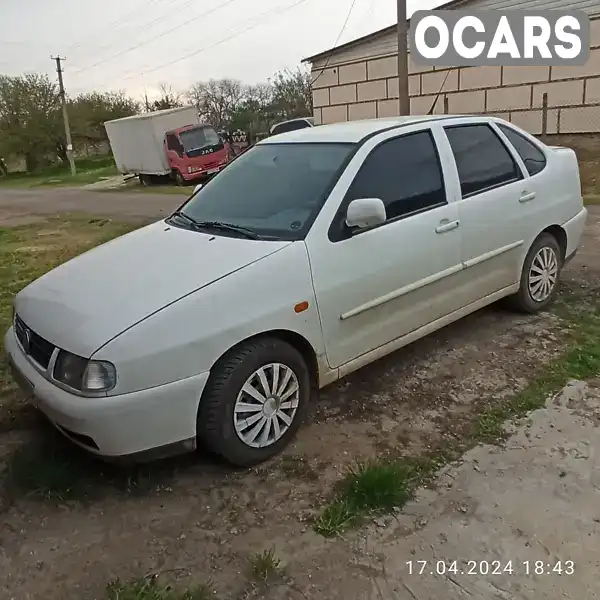 Седан Volkswagen Polo 1998 1.4 л. Ручная / Механика обл. Одесская, Одесса - Фото 1/9