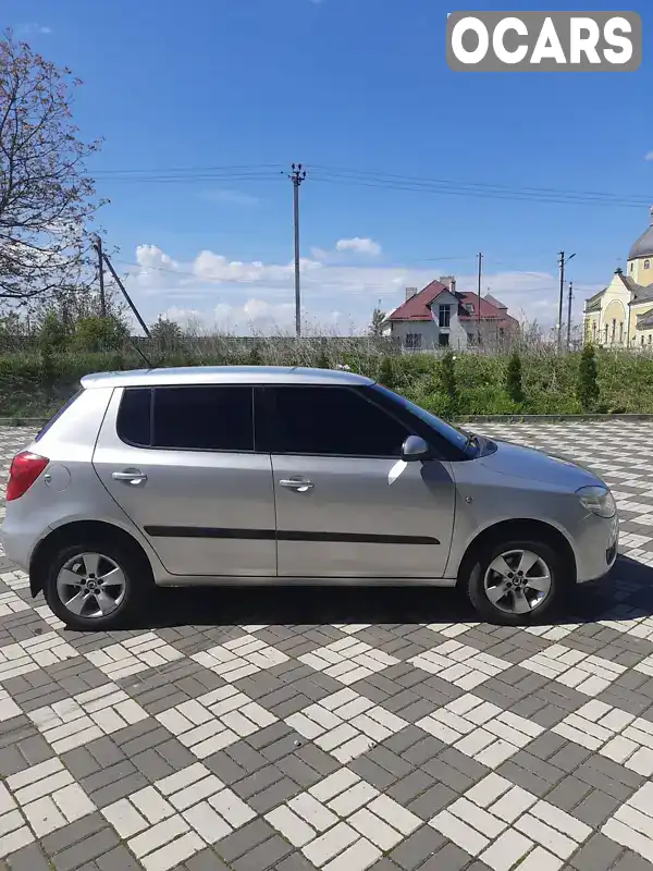 Хэтчбек Skoda Fabia 2008 1.6 л. Ручная / Механика обл. Львовская, Буск - Фото 1/10