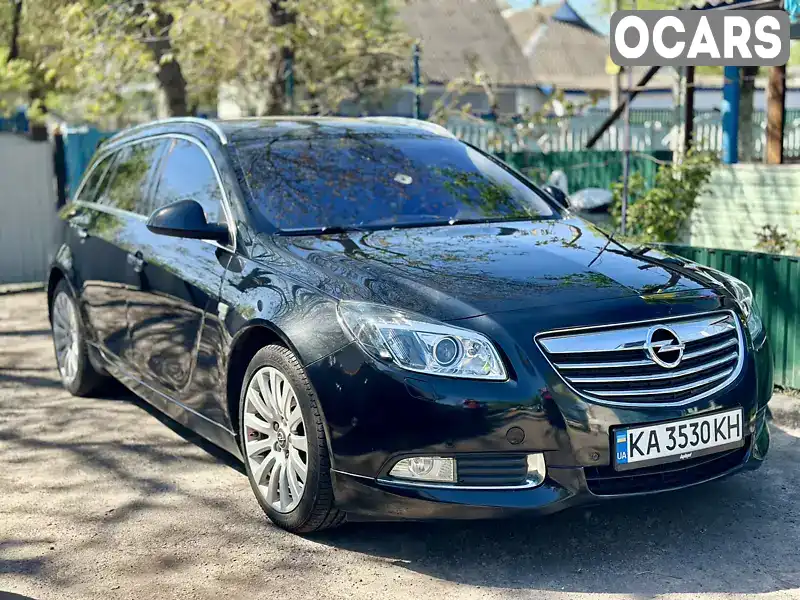 Универсал Opel Insignia 2010 2 л. Ручная / Механика обл. Киевская, Фастов - Фото 1/21