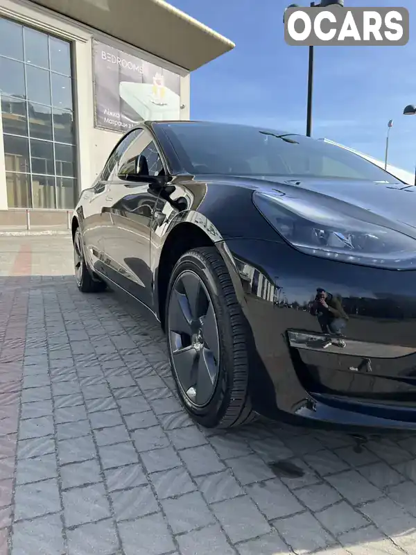 Седан Tesla Model 3 2022 null_content л. обл. Дніпропетровська, Дніпро (Дніпропетровськ) - Фото 1/21